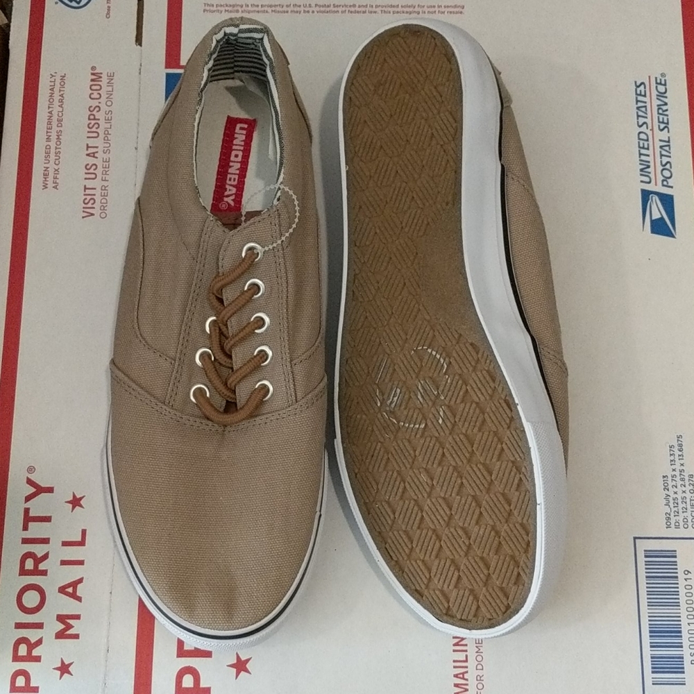 UNION BAY BEIGE FABRIC MEN SNEAKERS 8.5